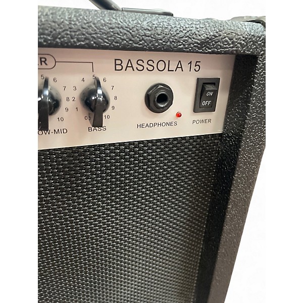 Used Dean bassola 15 Bass Combo Amp