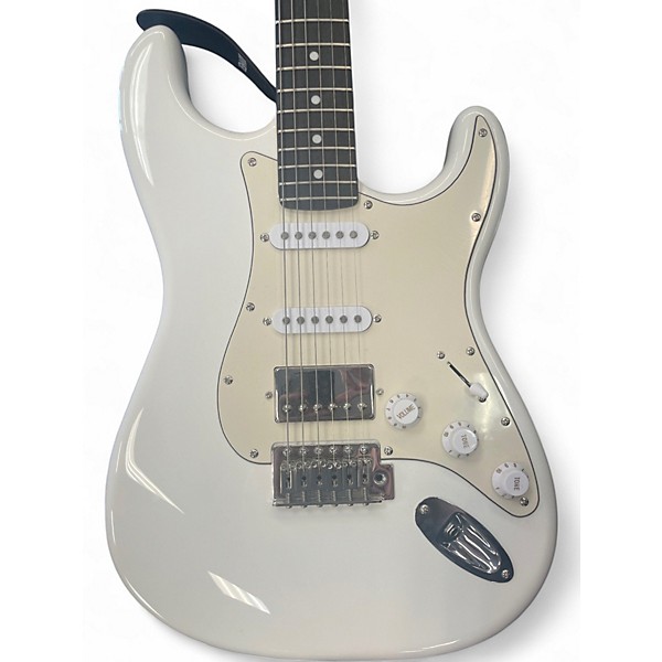 Used Donner SEEKER DESIGNER SERIES WHITE Solid Body Electric Guitar