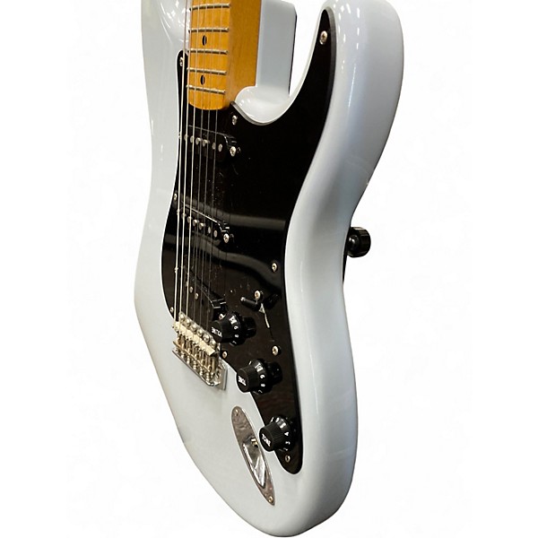 Used 2015 Fender PLAYER II STRATOCASTER BLUE Solid Body Electric Guitar