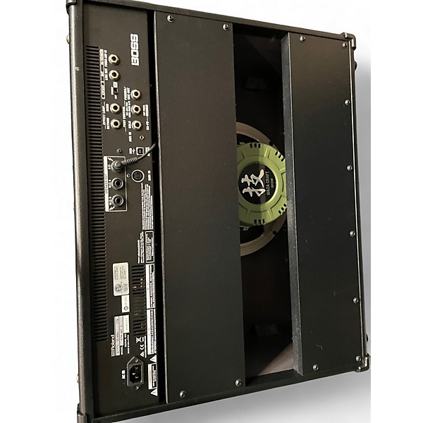 Used Pedaltrain METRO 16 Pedal Board