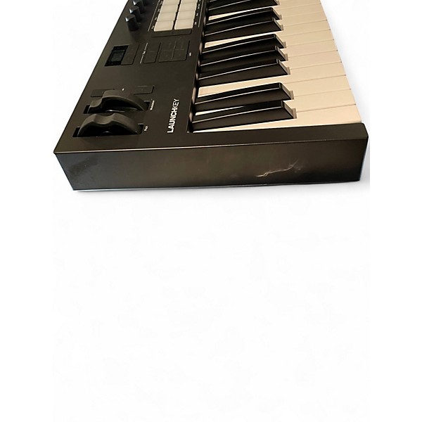 Used Novation LAUNCHKEY 37 MK4 MIDI Controller