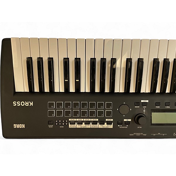 Used KORG KROSS 2 61 Key Keyboard Workstation