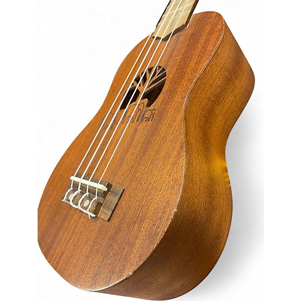 Used Amachi ELEPHANT Natural Ukulele