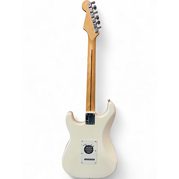 Used 2007 Fender Standard Stratocaster Alpine White Solid Body Electric Guitar