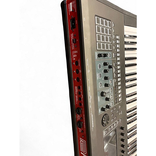 Used Roland Fantom 6 Keyboard Workstation