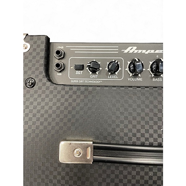 Used Ampeg RB-110 Bass Combo Amp