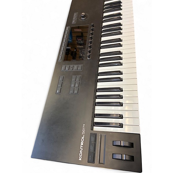 Used Native Instruments Komplete Kontrol S61 MK3 MIDI Controller