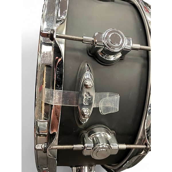 Used DW 14X5.5 Design Series Snare Black Drum