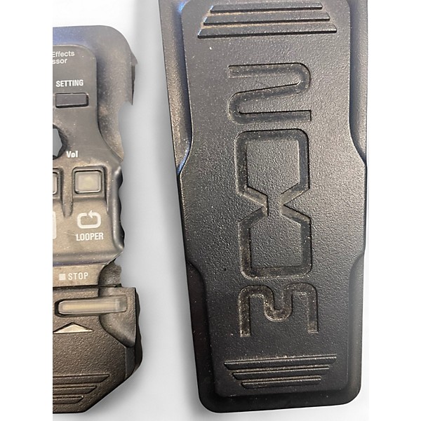 Used Zoom G1X FOUR Effect Pedal Package