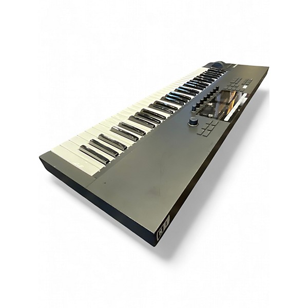 Used Native Instruments Komplete Kontrol S61 MKII MIDI Controller