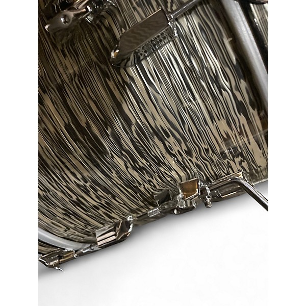 Used Pearl 3 Piece President Series Deluxe Desert Ripple Drum Kit