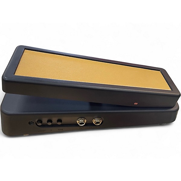 Used Behringer HB01 Hellbabe Optical Wah Effect Pedal