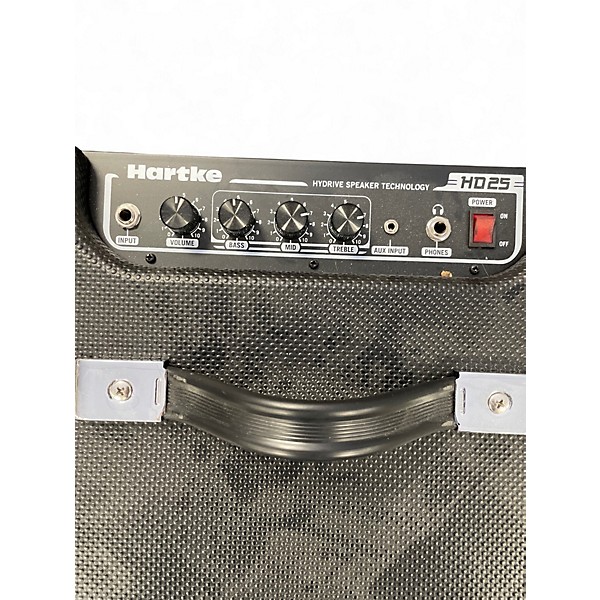 Used Hartke hd25  Bass Combo Amp