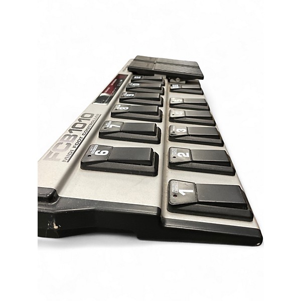 Used Behringer FCB1010 MIDI Controller