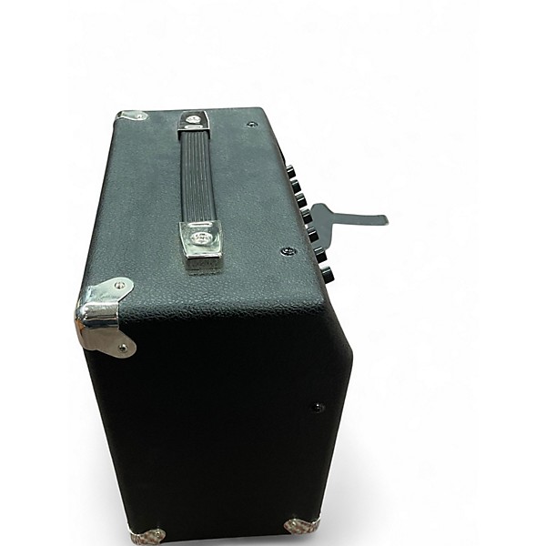 Used Fender champion 25 Guitar Combo Amp