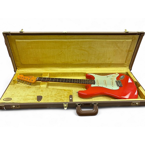 Used Fender 1961 American Vintage II Stratocaster Fiesta Red Solid Body Electric Guitar