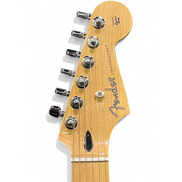 Used Fender Limited Edition Player Stratocaster Lake Placid Blue Solid Body Electric Guitar
