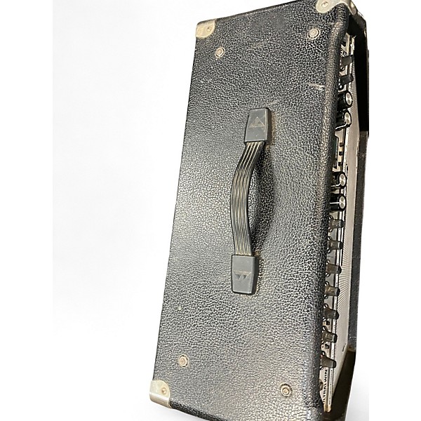 Used Behringer ULTRATWIN GX210 Guitar Combo Amp