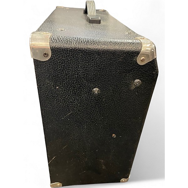 Used Behringer ULTRATWIN GX210 Guitar Combo Amp