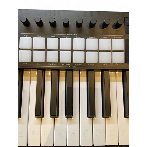 Used Novation LAUNCHKEY 49 KEY MK4