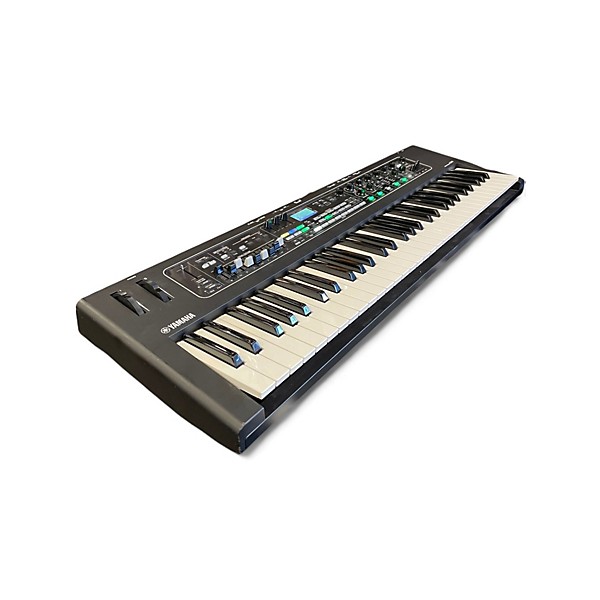 Used Yamaha CK61 Keyboard Workstation