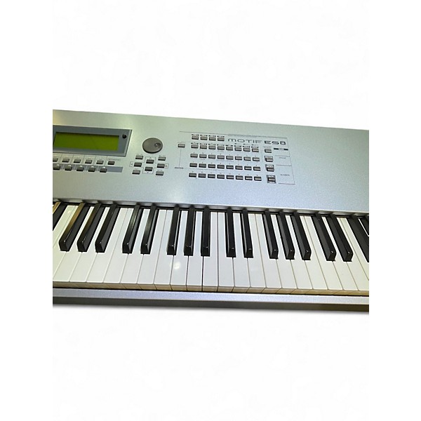Used Yamaha Motif ES8 88 Key Keyboard Workstation