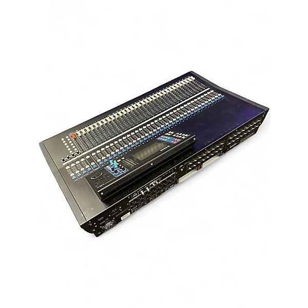 Used Yamaha ls9 32 channel mixer  Powered Mixer
