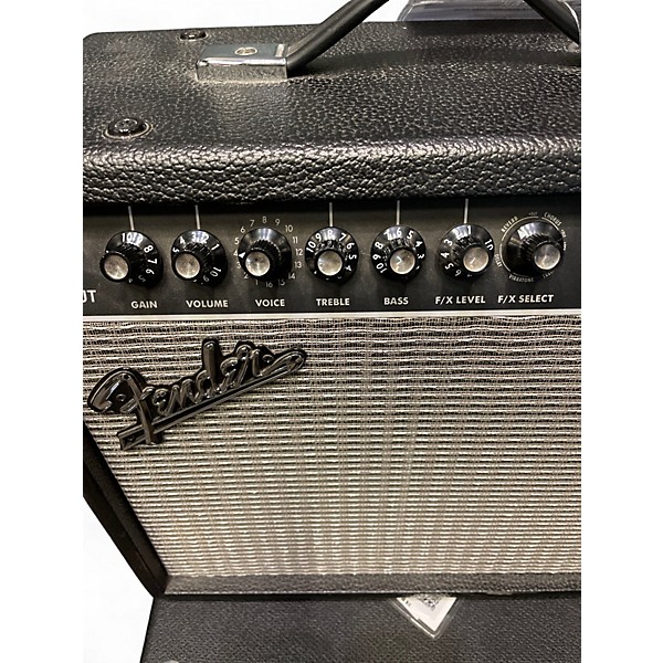 Used Fender Vibro Champ XD 5W 1X8 Guitar Combo Amp