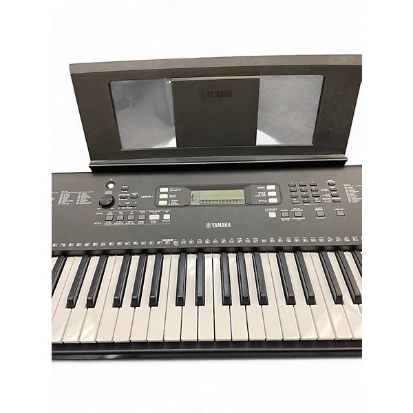 Used Yamaha PSREW300 76 Key Portable Keyboard