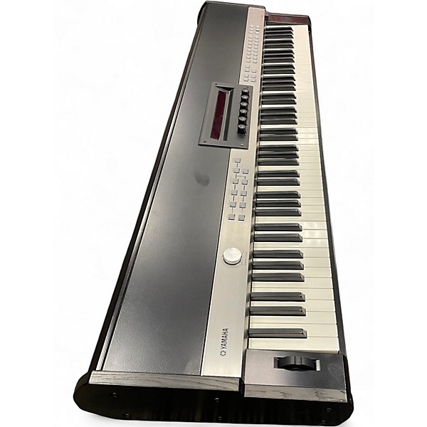 Used Yamaha CP1 88 Key Stage Piano