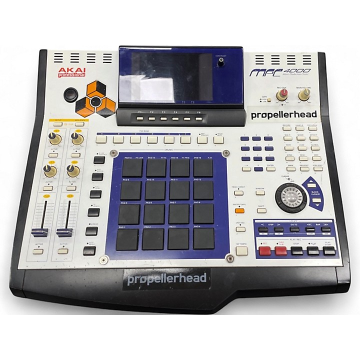 akai mpc4000 ジャンク品 Used Akai Professional MPC 4000 Production Controller | Guitar Center