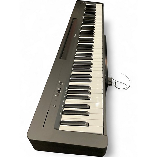 Used Yamaha P-143