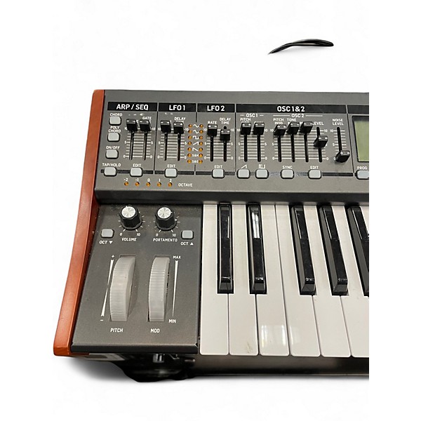 Used Behringer DEEP MIND 6 Synthesizer