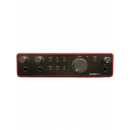 Used Focusrite Scarlett 2i2 Gen 4 Audio Interface