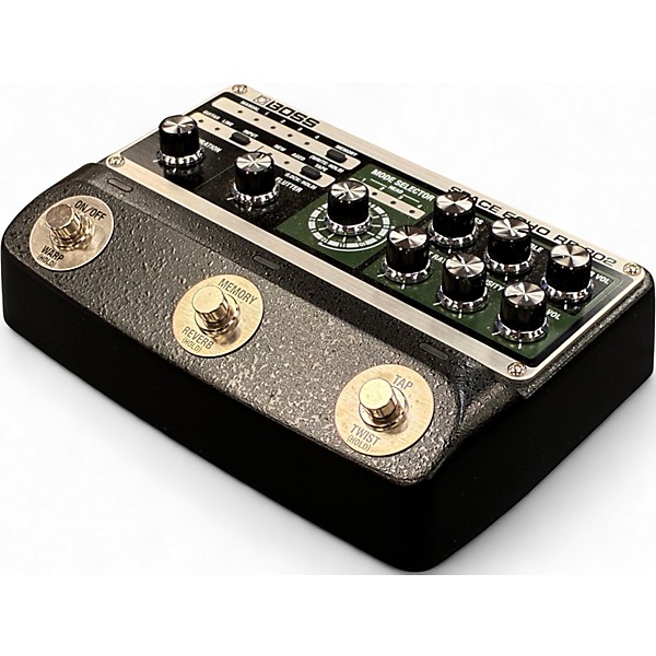 Used BOSS RE202 Space Echo Effect Pedal