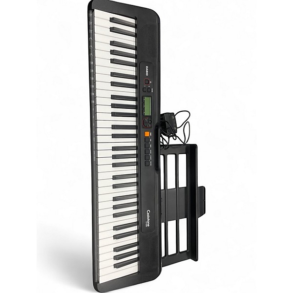 Used Casio casiotone ct 200 Portable Keyboard