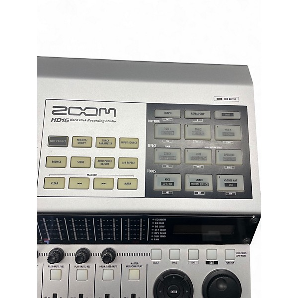 Used Zoom HD16