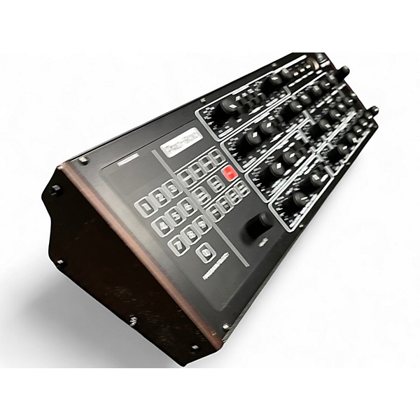 Used Behringer PRO-800 Synthesizer