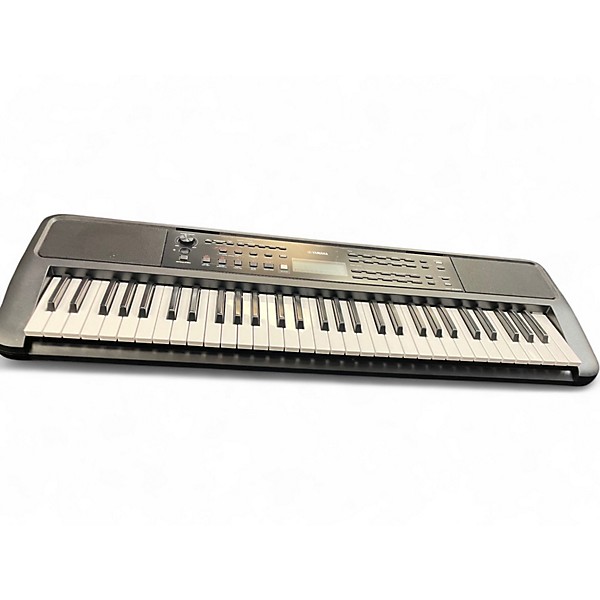 Used Yamaha PSR-E383 Digital Piano