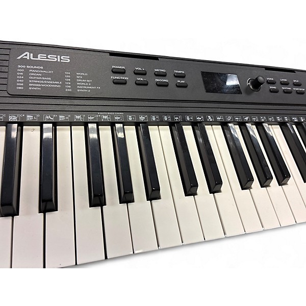 Used Alesis Harmony 61 Portable Keyboard