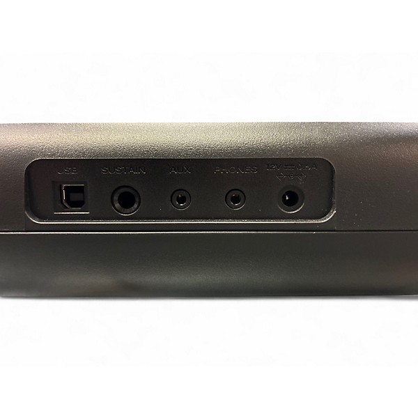 Used Alesis Harmony 61 Portable Keyboard