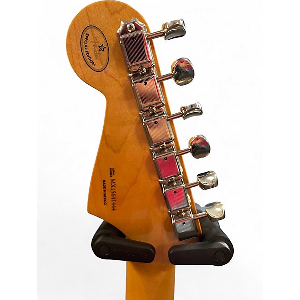 Used 2015 Fender FSR Classic Player 60's Stratocaster Cerulean Blue Solid Body Electric Guitar