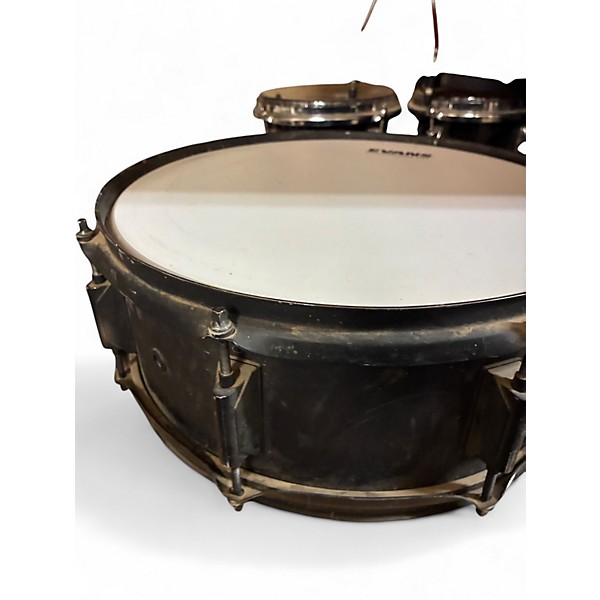 Used Pearl 5 Piece Forum Flat Black Drum Kit