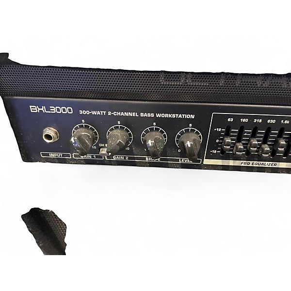 Used Behringer BXL3000 Ultrabass 1x15 300W Bass Combo Amp