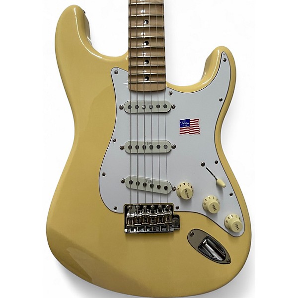 Used Fender Artist Series Yngwie Malmsteen Stratocaster Vintage Yellow Solid Body Electric Guitar