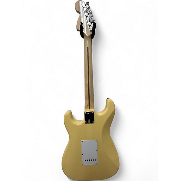 Used Fender Artist Series Yngwie Malmsteen Stratocaster Vintage Yellow Solid Body Electric Guitar