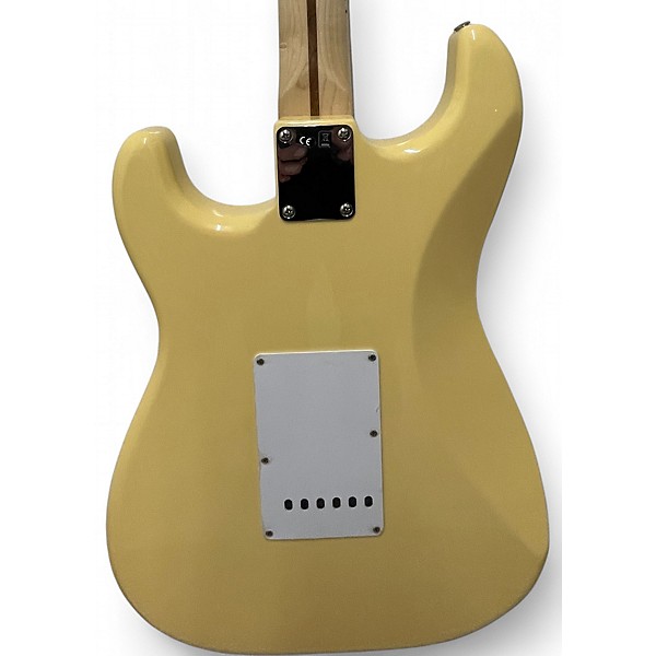 Used Fender Artist Series Yngwie Malmsteen Stratocaster Vintage Yellow Solid Body Electric Guitar
