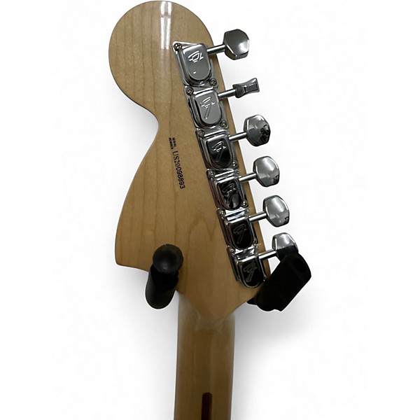 Used Fender Artist Series Yngwie Malmsteen Stratocaster Vintage Yellow Solid Body Electric Guitar