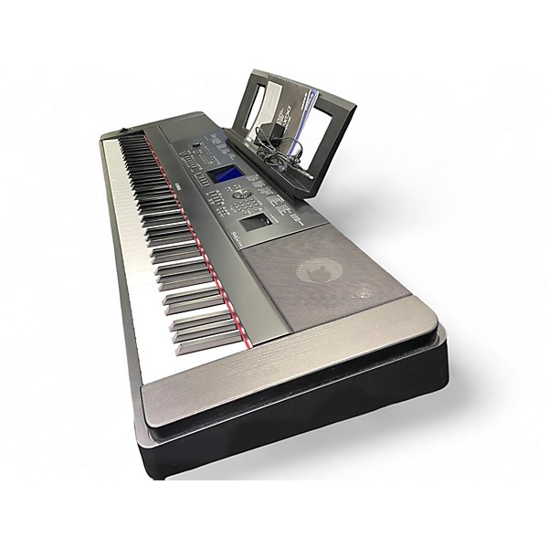 Used Yamaha DGX660 Portable Keyboard