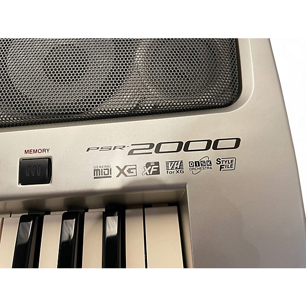 Used Yamaha PSR 2000 61 Key Portable Keyboard